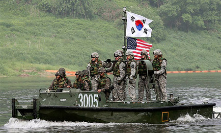 Marina de EEUU y Corea del Sur inician maniobras conjuntas